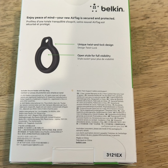 NWT Belkin secure holder with key ring for AirTag - Picture 2 of 3